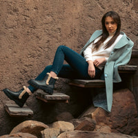 MOLLY black image 1